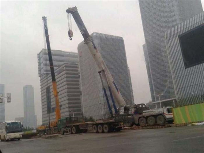吴江区25吨吊车能吊多重设备？